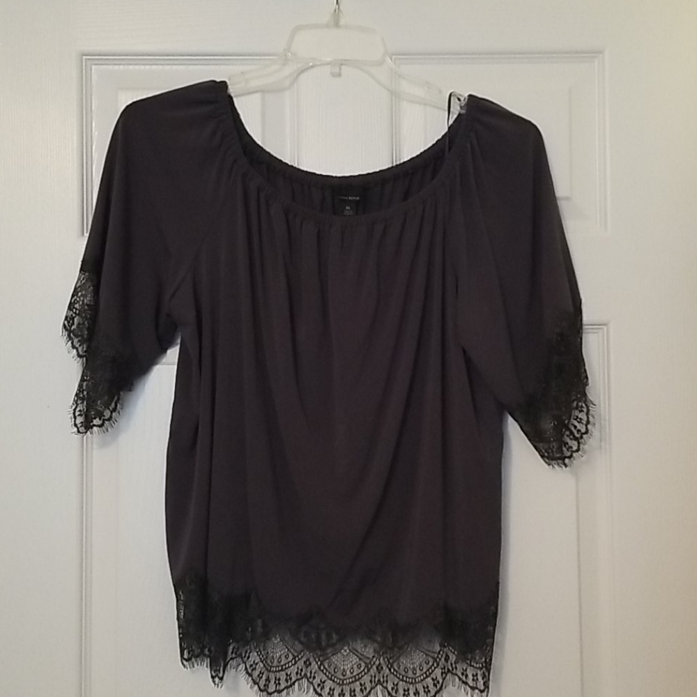 NWT Banana Republic Off shoulder top